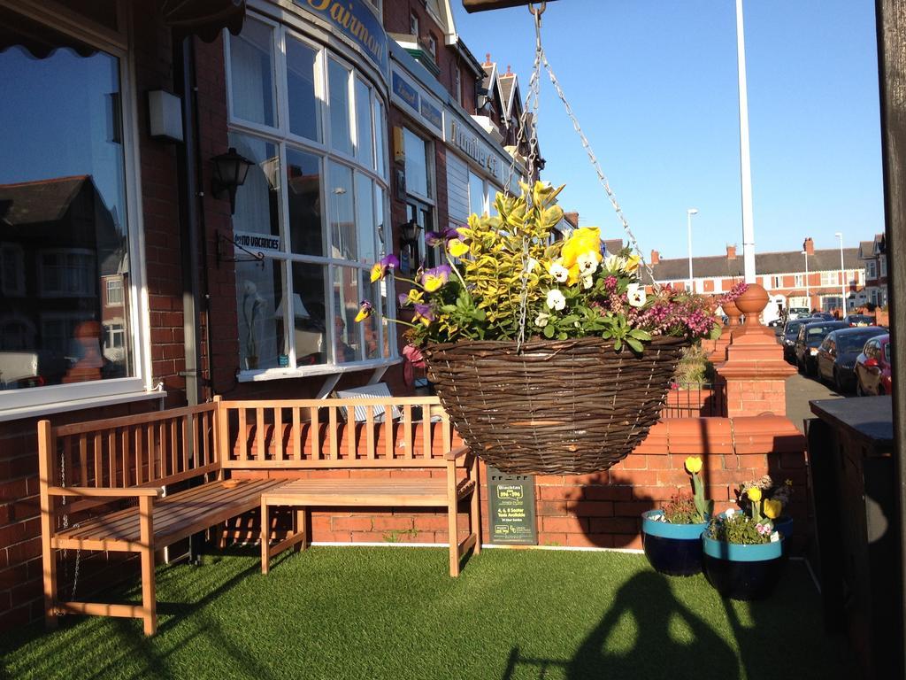 The Penrhyn Hotel Blackpool Luaran gambar